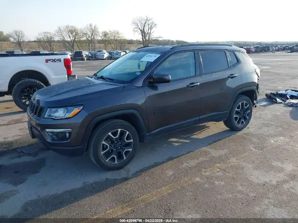 3C4NJDAB3LT224171 2020 JEEP COMPASS - Image 2