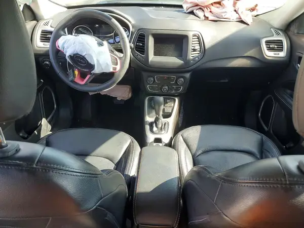3C4NJDAB3LT245070 2020 JEEP COMPASS - Image 8