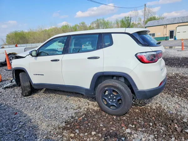 3C4NJDAB3LT248812 2020 JEEP COMPASS - Image 2