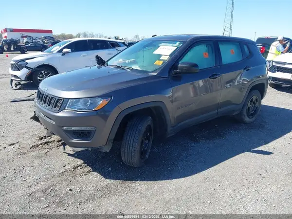 3C4NJDAB3MT601891 2021 JEEP COMPASS - Image 2
