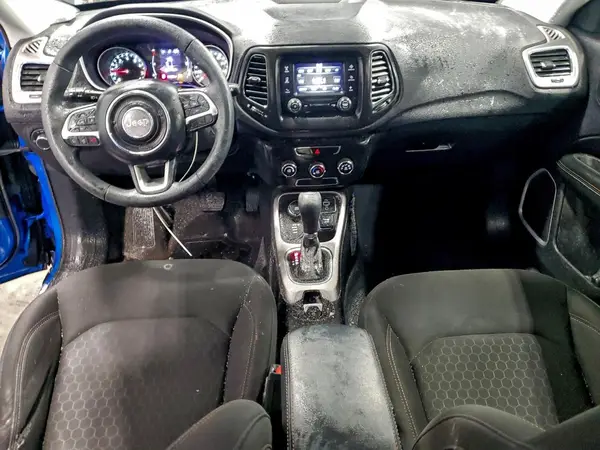 3C4NJDAB4HT666884 2017 JEEP COMPASS - Image 8