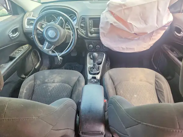 3C4NJDAB4HT667212 2017 JEEP COMPASS - Image 8