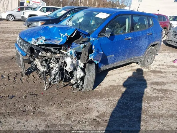 3C4NJDAB4JT107728 2018 JEEP COMPASS - Image 2