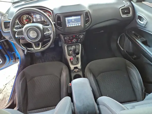 3C4NJDAB4JT107860 2018 JEEP COMPASS - Image 8