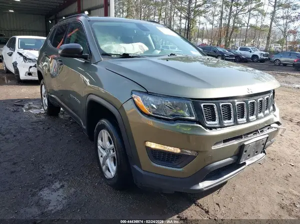 3C4NJDAB4JT127039 2018 JEEP COMPASS - Image 1