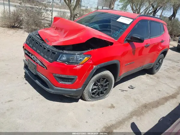 3C4NJDAB4JT213418 2018 JEEP COMPASS - Image 2