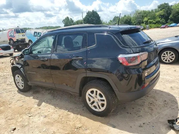 3C4NJDAB4JT400562 2018 JEEP COMPASS - Image 2