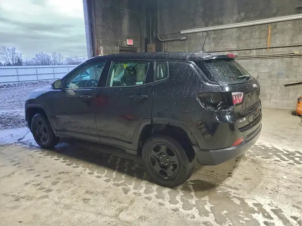3C4NJDAB4KT640082 2019 JEEP COMPASS - Image 2