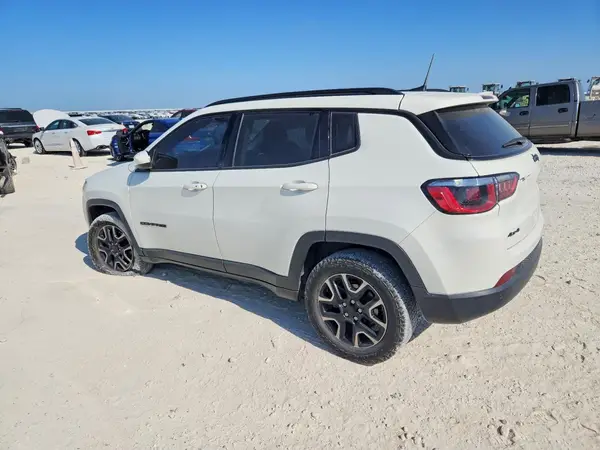 3C4NJDAB4KT703410 2019 JEEP COMPASS - Image 2