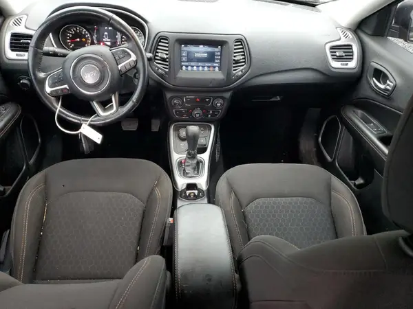 3C4NJDAB4KT803099 2019 JEEP COMPASS - Image 8