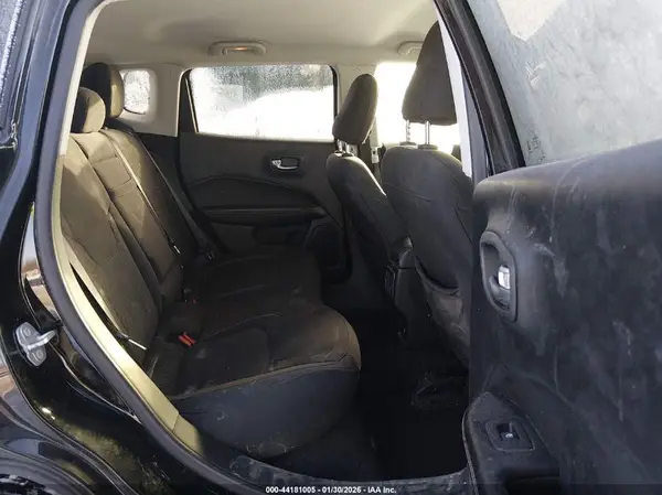 3C4NJDAB4LT137914 2020 JEEP COMPASS - Image 8