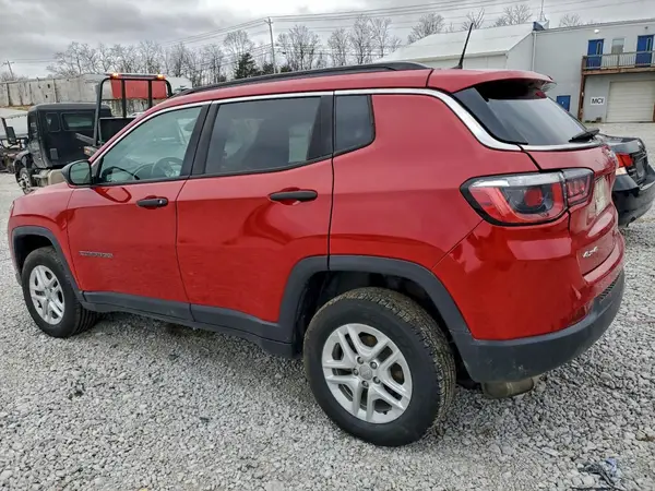 3C4NJDAB4LT137945 2020 JEEP COMPASS - Image 2