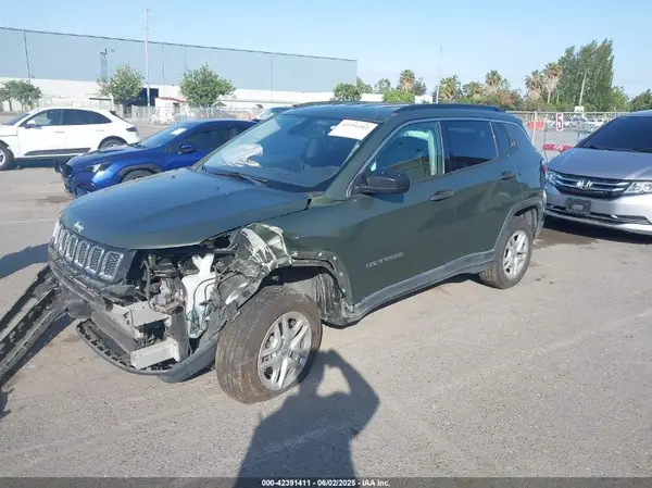 3C4NJDAB4MT543838 2021 JEEP COMPASS - Image 2