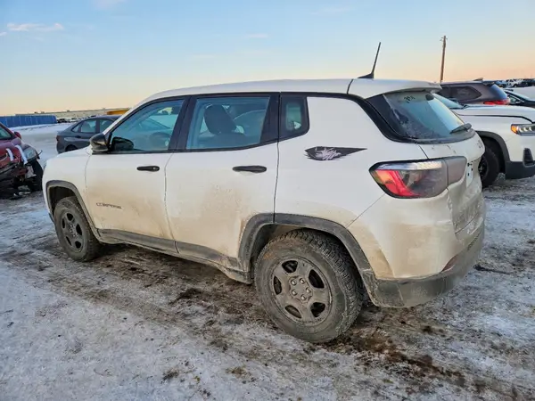 3C4NJDAB4NT106858 2022 JEEP COMPASS - Image 2