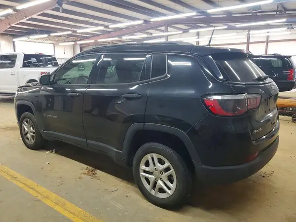 3C4NJDAB5HT640083 2017 JEEP COMPASS - Image 2