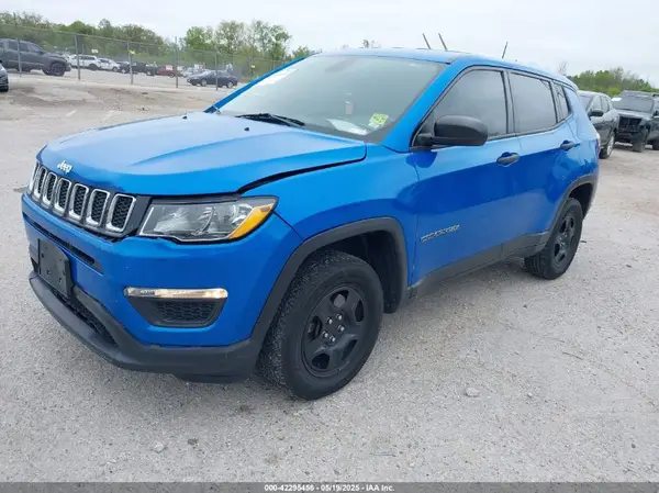 3C4NJDAB5HT645963 2017 JEEP COMPASS - Image 2