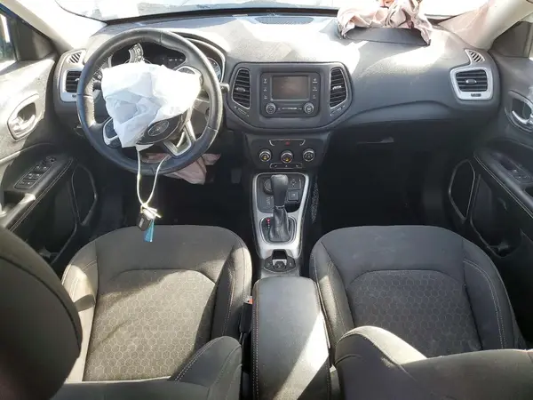 3C4NJDAB5JT104224 2018 JEEP COMPASS - Image 8