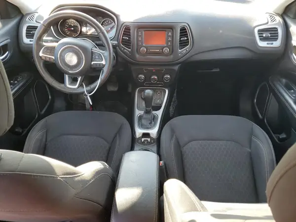 3C4NJDAB5JT213461 2018 JEEP COMPASS - Image 8