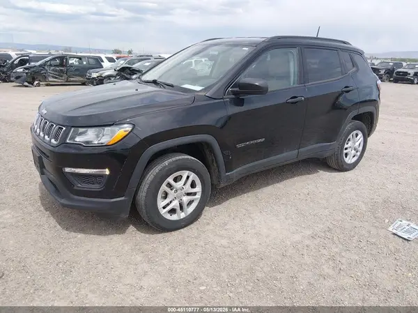 3C4NJDAB5JT392228 2018 JEEP COMPASS - Image 2