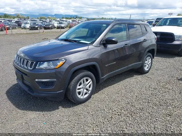 3C4NJDAB5JT392293 2018 JEEP COMPASS - Image 2