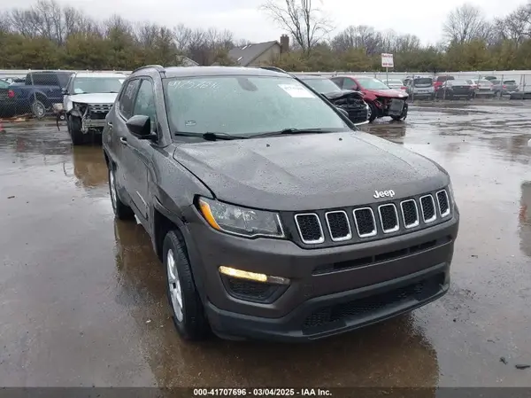 3C4NJDAB5JT470913 2018 JEEP COMPASS - Image 1
