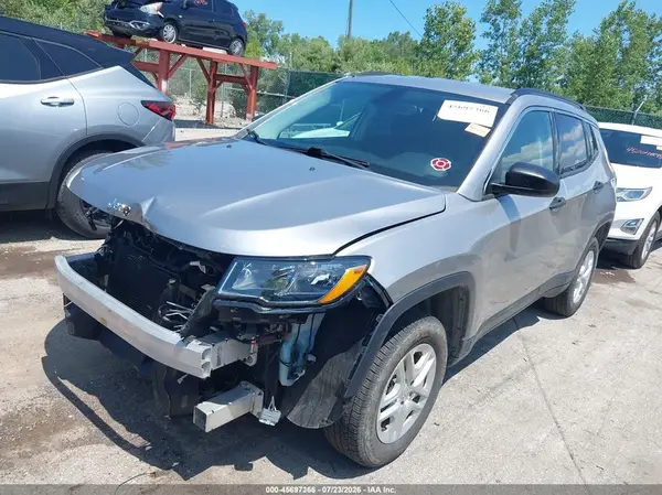 3C4NJDAB5KT674421 2019 JEEP COMPASS - Image 2