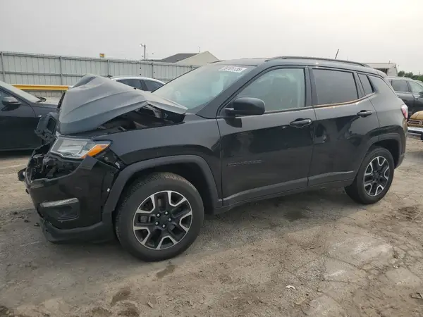 3C4NJDAB5KT689694 2019 JEEP COMPASS - Image 1