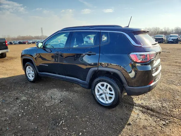 3C4NJDAB5LT116750 2020 JEEP COMPASS - Image 2