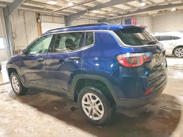 3C4NJDAB5LT158108 2020 JEEP COMPASS - Image 2