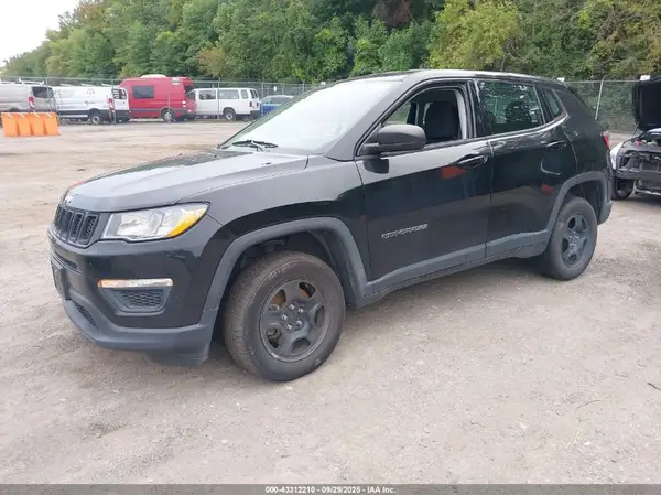 3C4NJDAB5LT161347 2020 JEEP COMPASS - Image 2