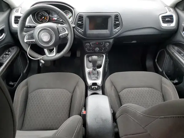 3C4NJDAB5LT209106 2020 JEEP COMPASS - Image 8