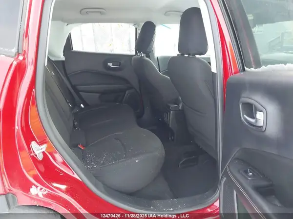3C4NJDAB5MT520522 2021 JEEP COMPASS - Image 8