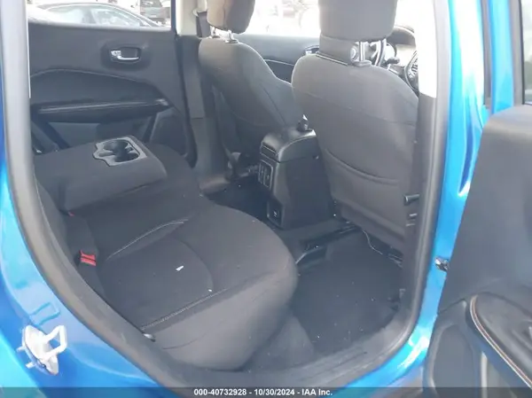 3C4NJDAB5MT591476 2021 JEEP COMPASS - Image 8