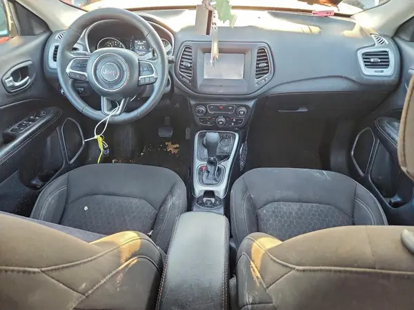 3C4NJDAB5MT598556 2021 JEEP COMPASS - Image 8
