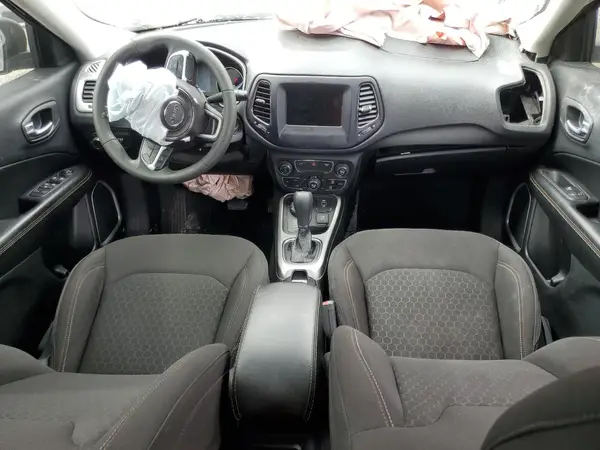 3C4NJDAB5MT599920 2021 JEEP COMPASS - Image 8
