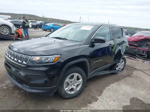 3C4NJDAB5NT167703 2022 JEEP COMPASS - Image 2