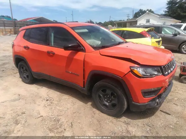 3C4NJDAB6JT126829 2018 JEEP COMPASS - Image 1