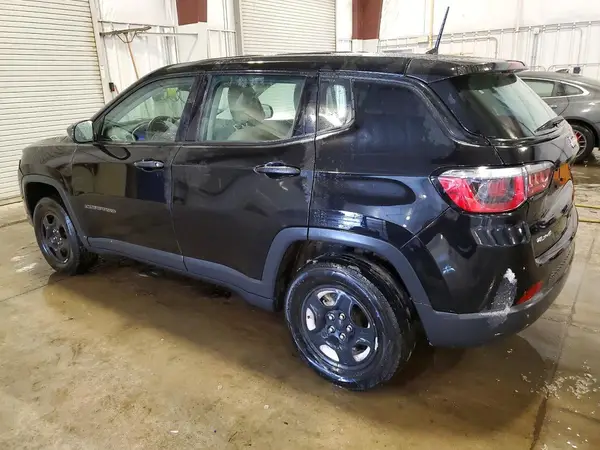 3C4NJDAB6JT150015 2018 JEEP COMPASS - Image 2