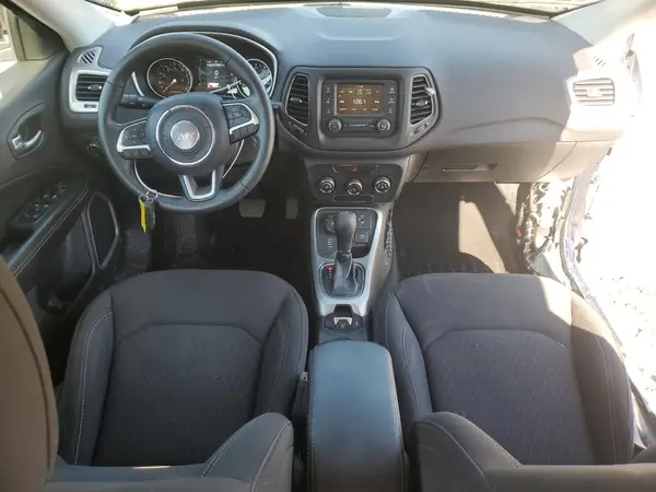 3C4NJDAB6JT450816 2018 JEEP COMPASS - Image 8
