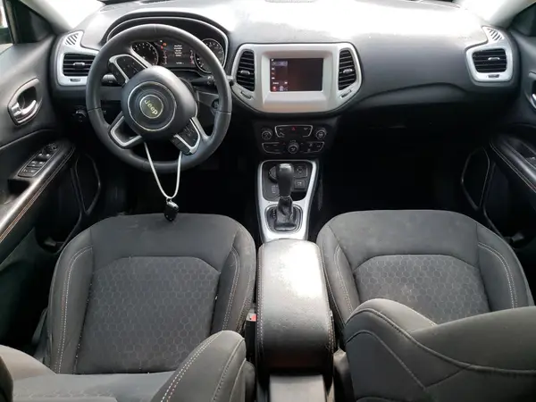 3C4NJDAB6KT723772 2019 JEEP COMPASS - Image 8