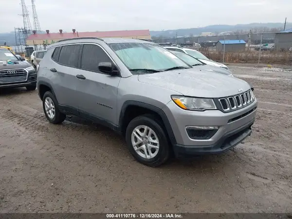 3C4NJDAB6KT781168 2019 JEEP COMPASS - Image 1