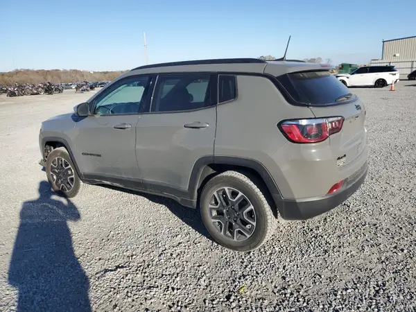 3C4NJDAB6KT792669 2019 JEEP COMPASS - Image 2