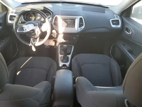 3C4NJDAB6KT792669 2019 JEEP COMPASS - Image 8