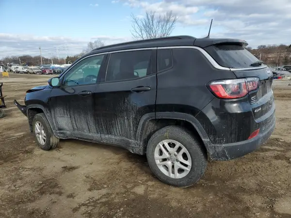 3C4NJDAB6KT801077 2019 JEEP COMPASS - Image 2