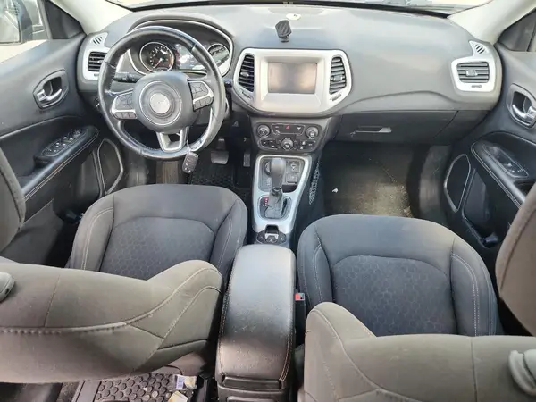 3C4NJDAB6KT829090 2019 JEEP COMPASS - Image 8