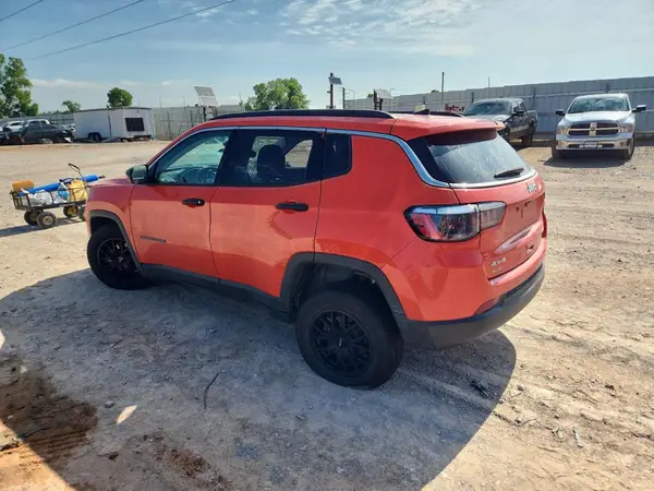 3C4NJDAB6MT537703 2021 JEEP COMPASS - Image 2