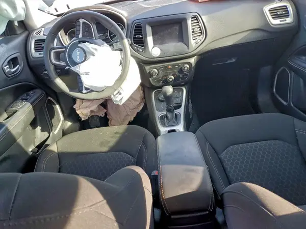3C4NJDAB6MT569227 2021 JEEP COMPASS - Image 8