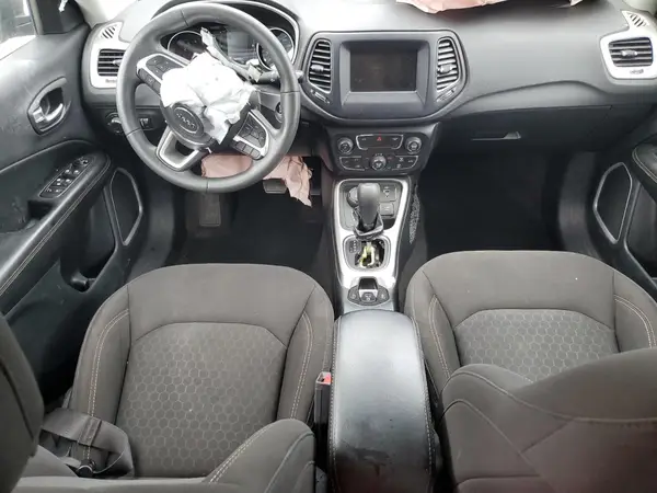 3C4NJDAB6MT572127 2021 JEEP COMPASS - Image 8