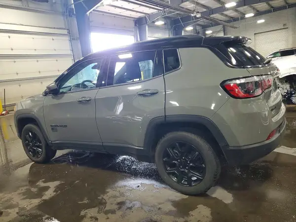 3C4NJDAB6MT591390 2021 JEEP COMPASS - Image 2