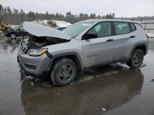 3C4NJDAB7JT100546 2018 JEEP COMPASS - Image 1